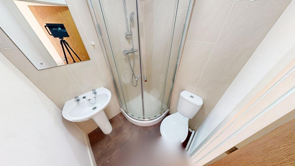 Lrg 6 6 Kilb En suite 3