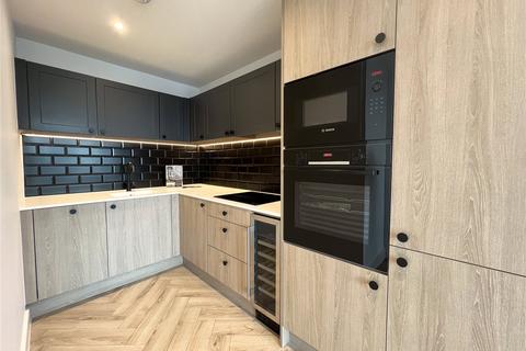1 bedroom apartment to rent, Bankside Colliers Yard, Bankside Boulevard, Salford, M3