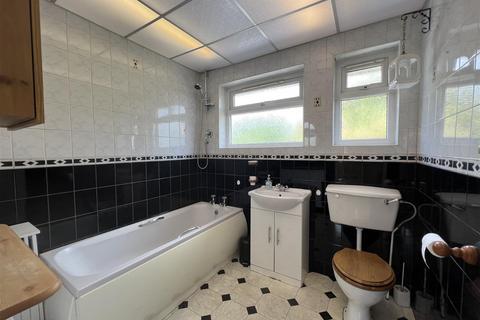 76 Park Road, Hounslow, TW3 2HB