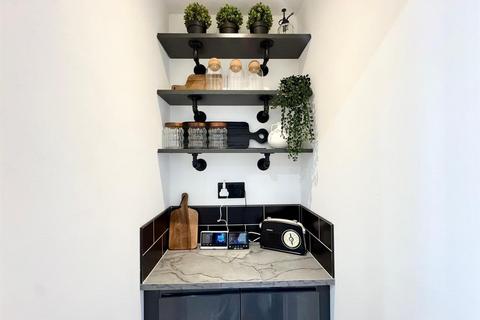 62 Farnborough Road, Birmingham, B35 7JE