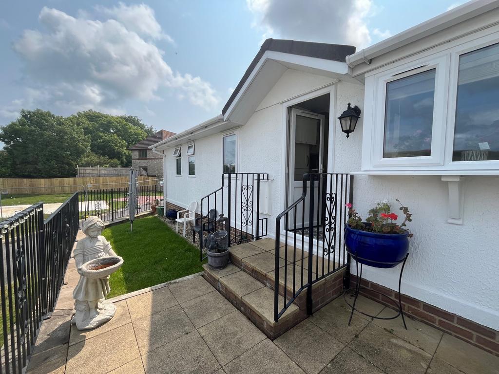 Rear garden/patio