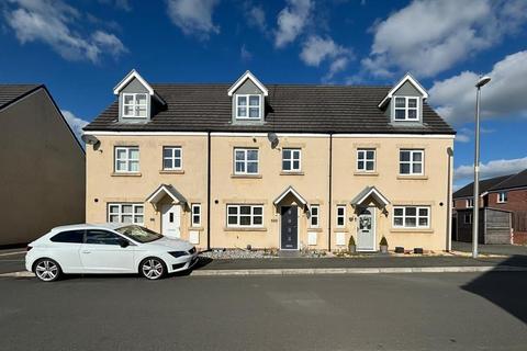 42 Dan Y Cwarre, Carway, Kidwelly, SA17 4JA