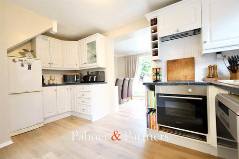 2 bedroom semi-detached house for sale, Johnson Road, St. Osyth, Clacton-on-Sea, Essex, CO16