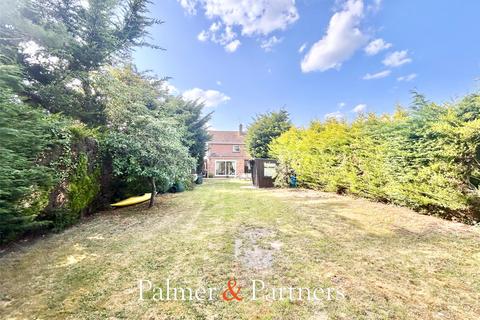 2 bedroom semi-detached house for sale, Johnson Road, St. Osyth, Clacton-on-Sea, Essex, CO16