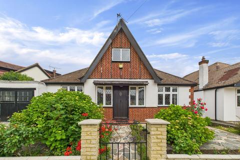 undefined, Keswick Gardens, Ruislip, HA4