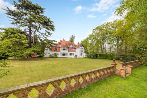 undefined, Lyne Crossing Road, Lyne, Surrey, KT16