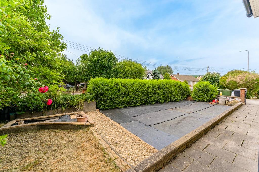 4 St Andrews Close, Congresbury BS49 5 DZ-5.jpg