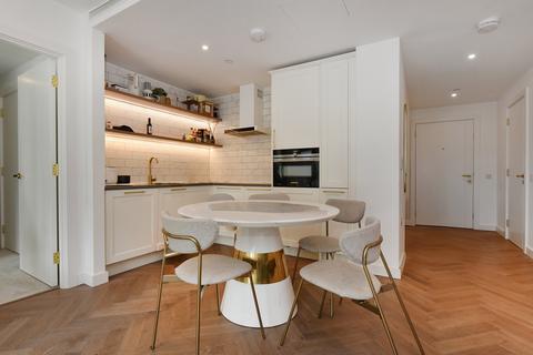 1 bedroom flat for sale, 23 Gauging Square, London E1W