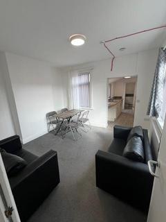 4 bedroom end of terrace house to rent, Roper Street, Maryport