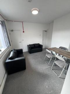 4 bedroom end of terrace house to rent, Roper Street, Maryport
