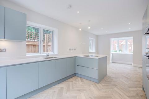 4 bedroom detached house for sale, Jubilee Mews, Buckinghamshire HP13