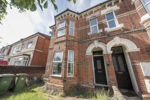 undefined, Avenue Road, Southampton, Hampshire, SO14