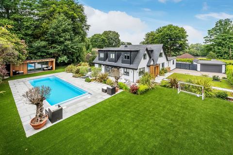 6 bedroom detached house for sale, Park Road, East Grinstead RH19
