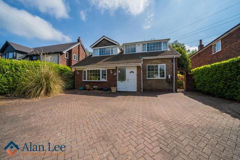 3 bedroom detached house for sale, Badger Road, Macclesfield, SK10 2EP