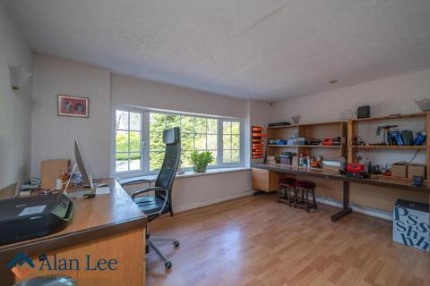 50 Badger Road, Tytherington, Macclesfield, SK10 2EP