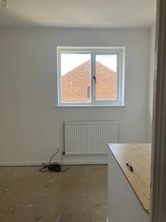 2 bedroom terraced house for sale, Oregon Close- NEW MALDEN