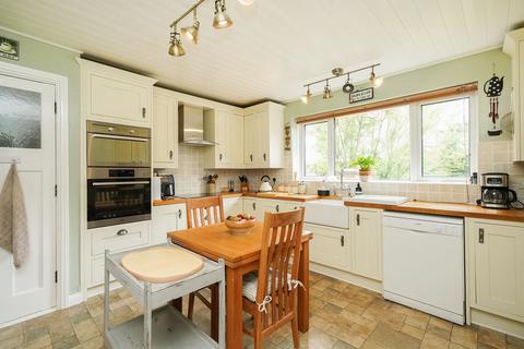 4 bedroom bungalow for sale, Birkin Lane, Chesterfield S42
