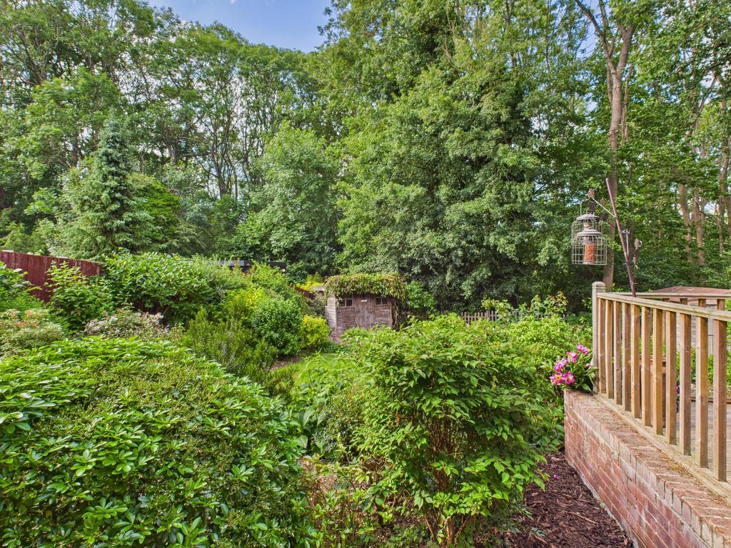 Cam02119 g0 pr0408 still018