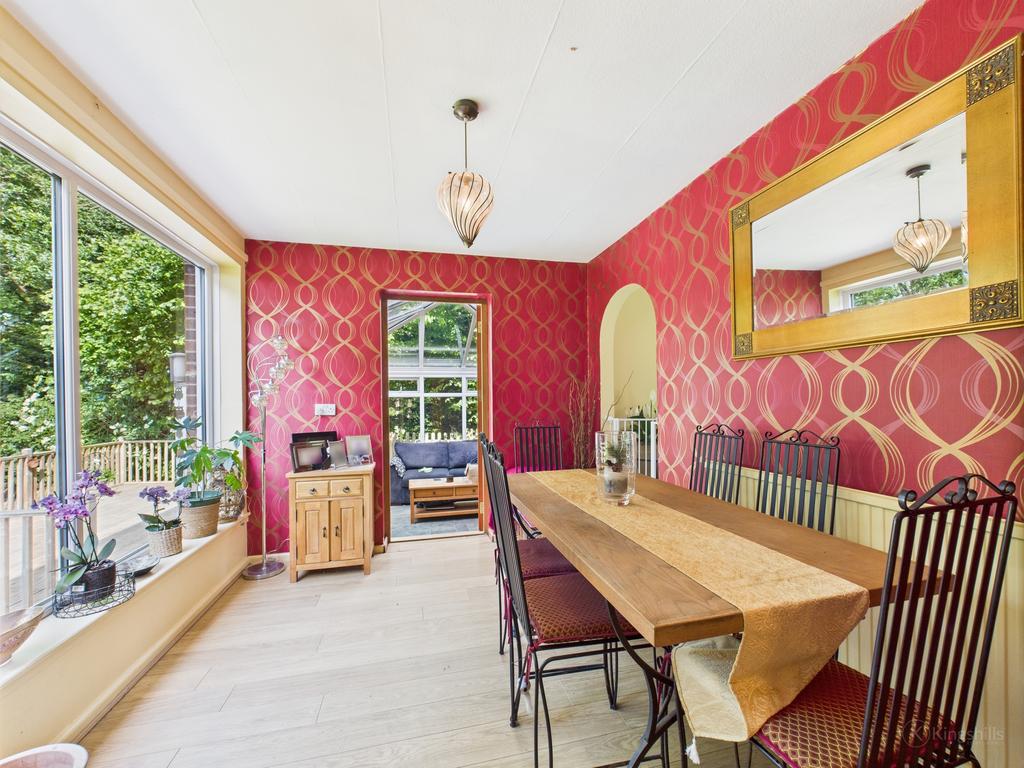 Cam02119 g0 pr0408 still010