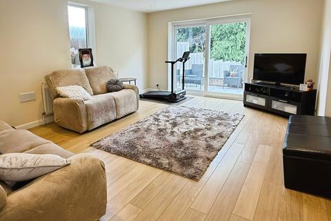 4 bedroom detached house for sale, Ash Tree Road, Oadby, LE2
