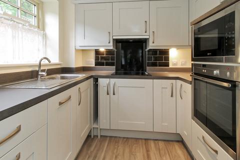 2 bedroom retirement property for sale, Wickham, Hampshire