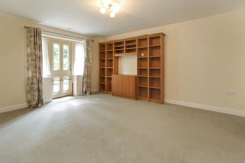 2 bedroom retirement property for sale, Wickham, Hampshire