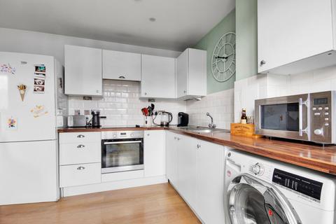 undefined, Garratt Lane, London SW17