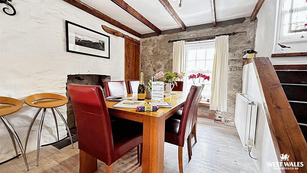 Dining Room 3.jpg