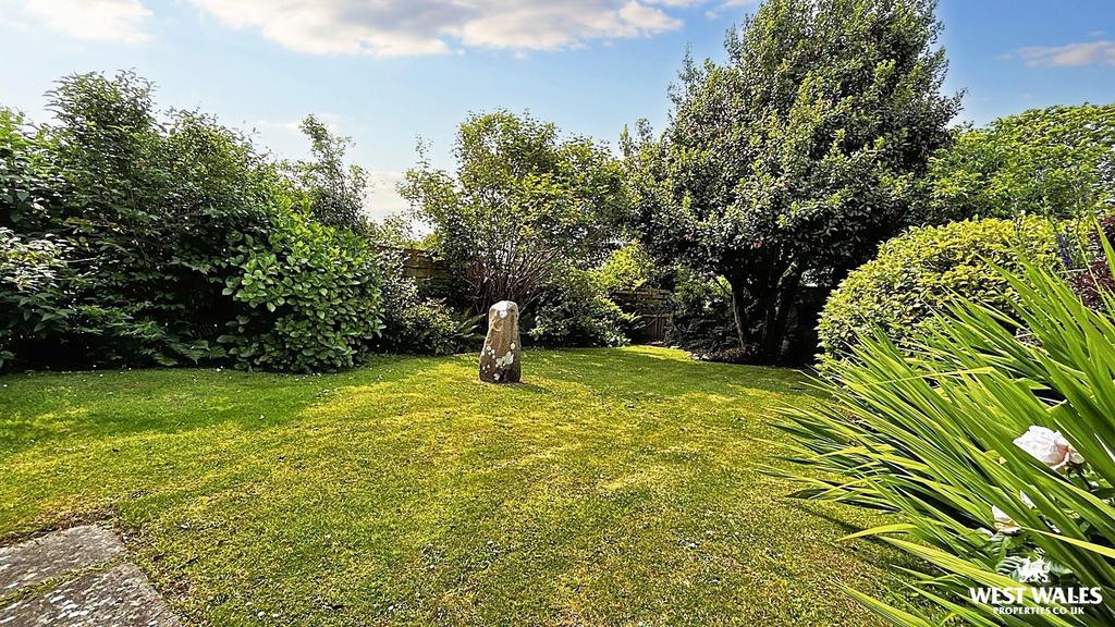 Garden 2 (1).jpg