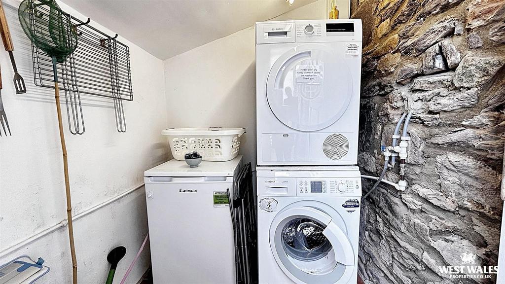 Utility (3).jpg