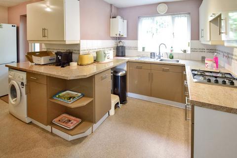 78 Cranmere Court, Strood, Rochester, ME2 4UN