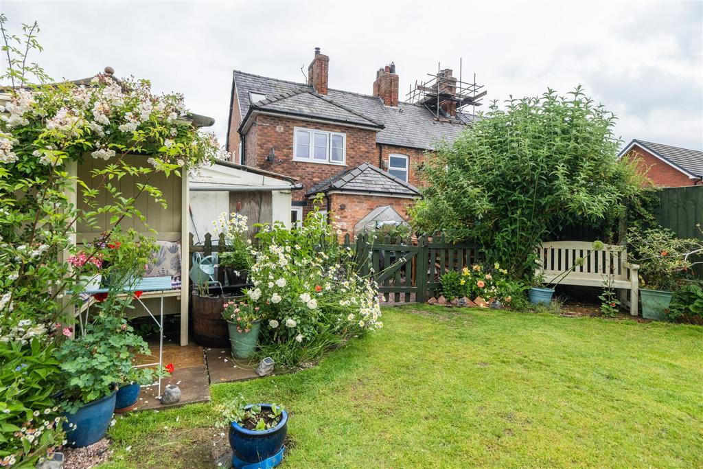 Shroppie Cottage-022.JPG