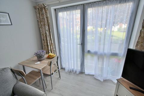1 bedroom retirement property for sale, Ringwood Road, Ferndown, BH22