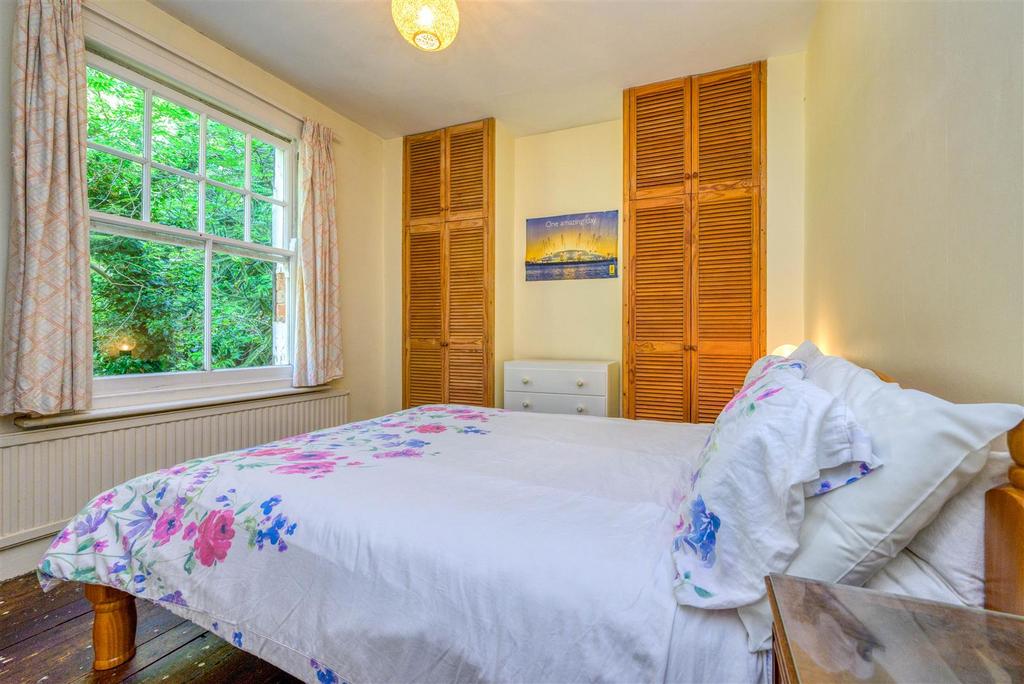 22 Sedgewell Road - Internal (37 of 49).jpg