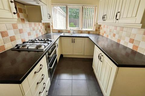 undefined, Wombourne Close, Dudley