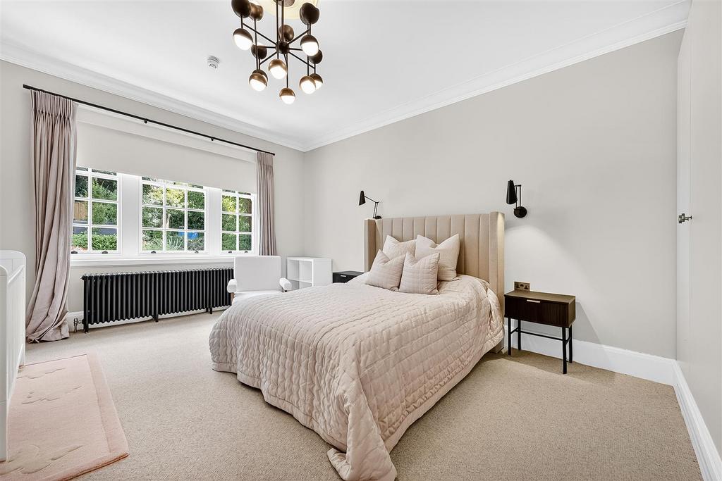 BEDROOM6a.jpg