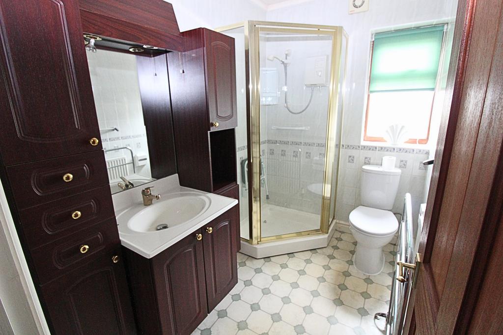 Ensuite july