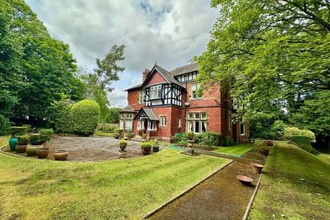 6 bedroom detached house for sale, Royde Lodge, Lawrence Road, Skircoat Green