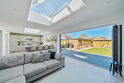 37 Rownhams Lane, North Baddesley, Southampton, SO52 9HR