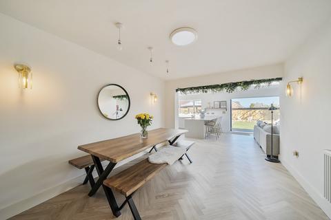 37 Rownhams Lane, North Baddesley, Southampton, SO52 9HR