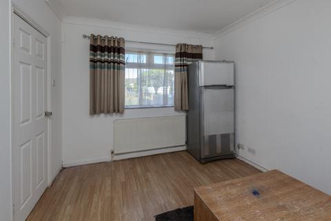 undefined, The Crescent, Harlington UB3