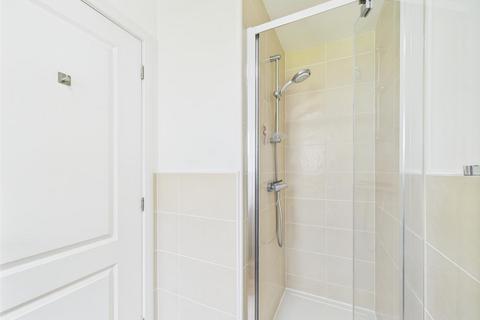 40f, Allison Crescent, Perth, PH1 2US