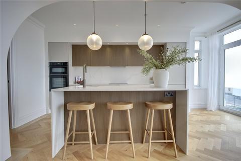 2 bedroom apartment for sale, Apartment 8 Solent View, St. Helens Parade, Southsea, Hampshire, PO4