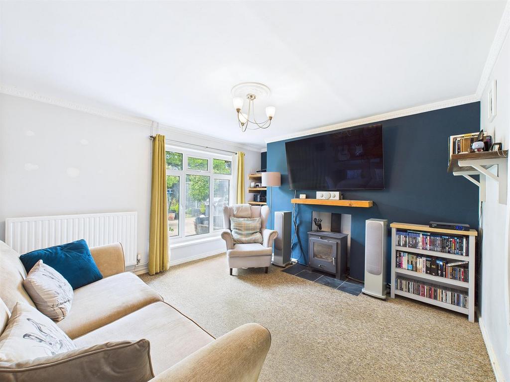 Living Room.jpg