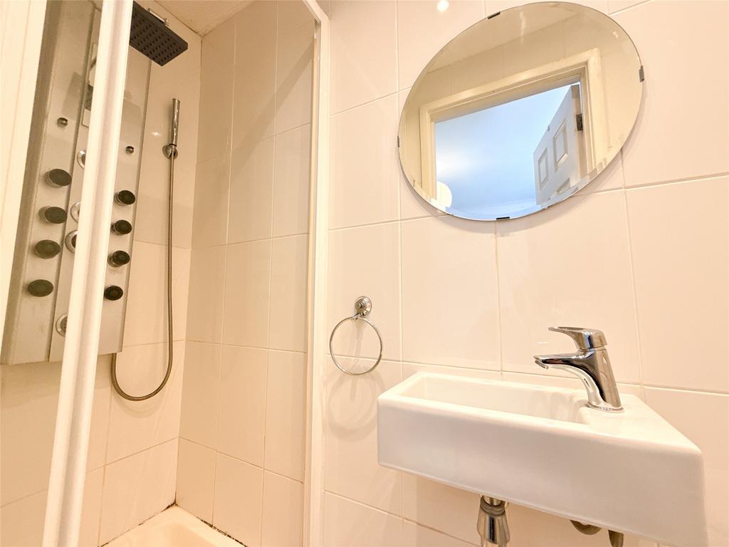 Second Ensuite