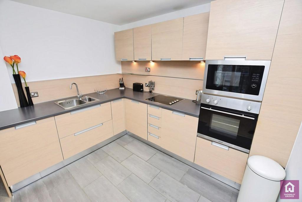 Apartment in Green Quarter - View 3