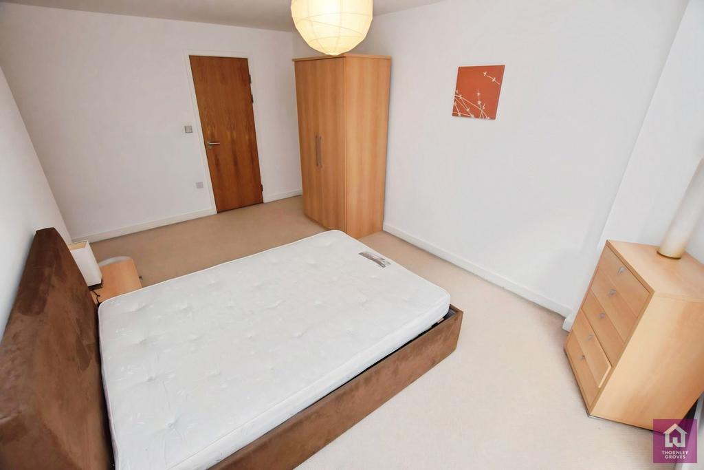 Apartment in Green Quarter - More
