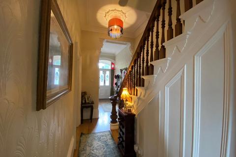 6 bedroom terraced house for sale, Hessle High Road, Hull, HU4 6SB