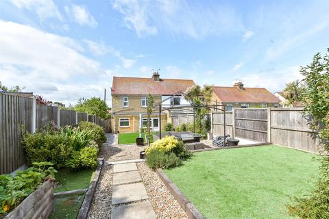 3 bedroom semi-detached house for sale, Selborne Road, Margate CT9
