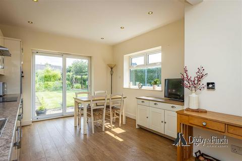 3 bedroom detached bungalow for sale, Park Road, Radcliffe-On-Trent, Nottingham